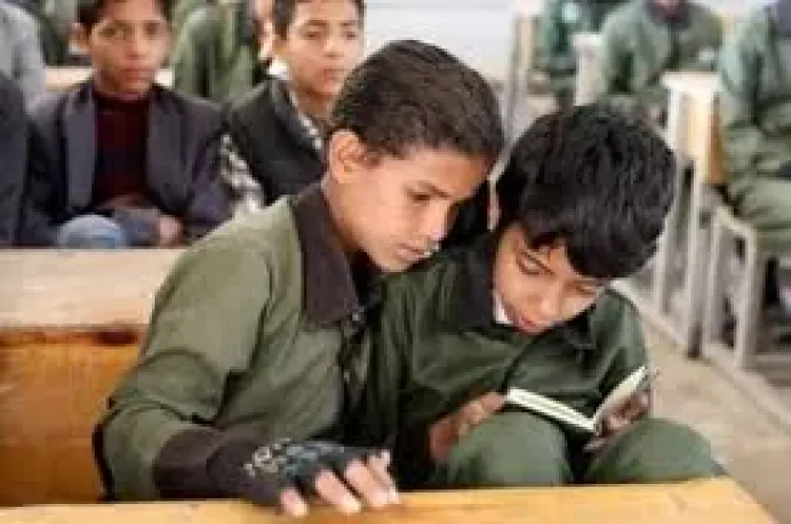 ”من الثانوية إلى مدير مدرسة! كيف حصل نجل المتوفى على منصب لا يستحقه في إب؟”